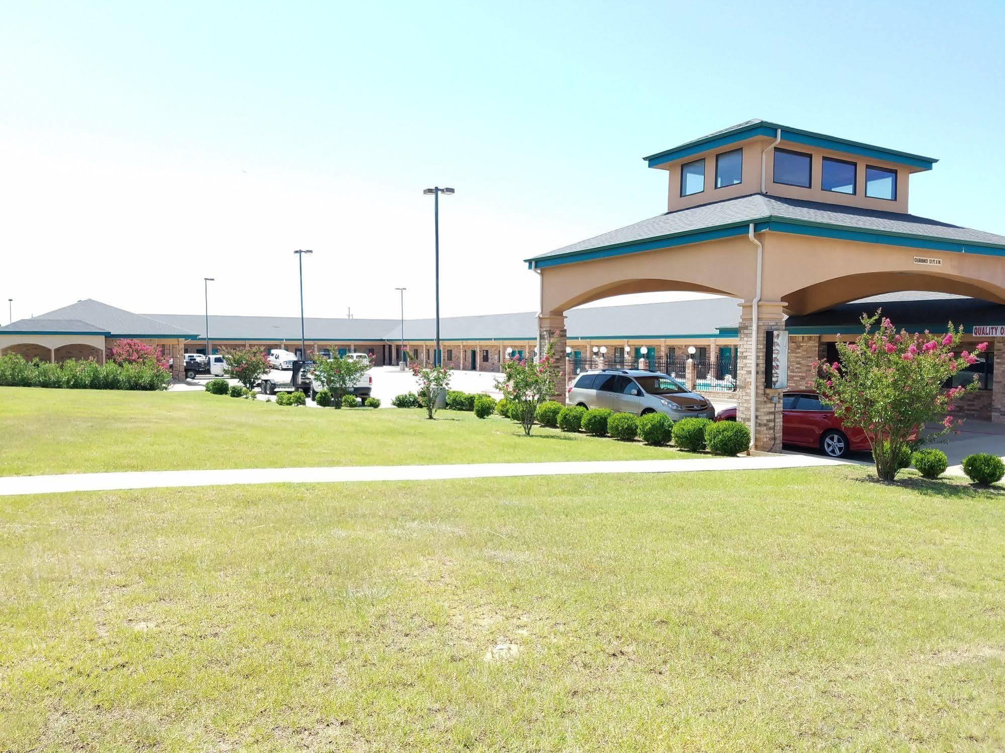 Quality One Motel Weatherford Exteriér fotografie